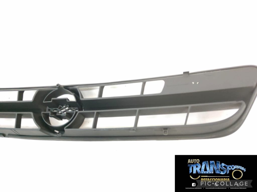 Parrilla Chevrolet Corsa 20032007 Original Uso Detalle Parrilla Chevrolet Corsa 20032007 Original Uso Detalle